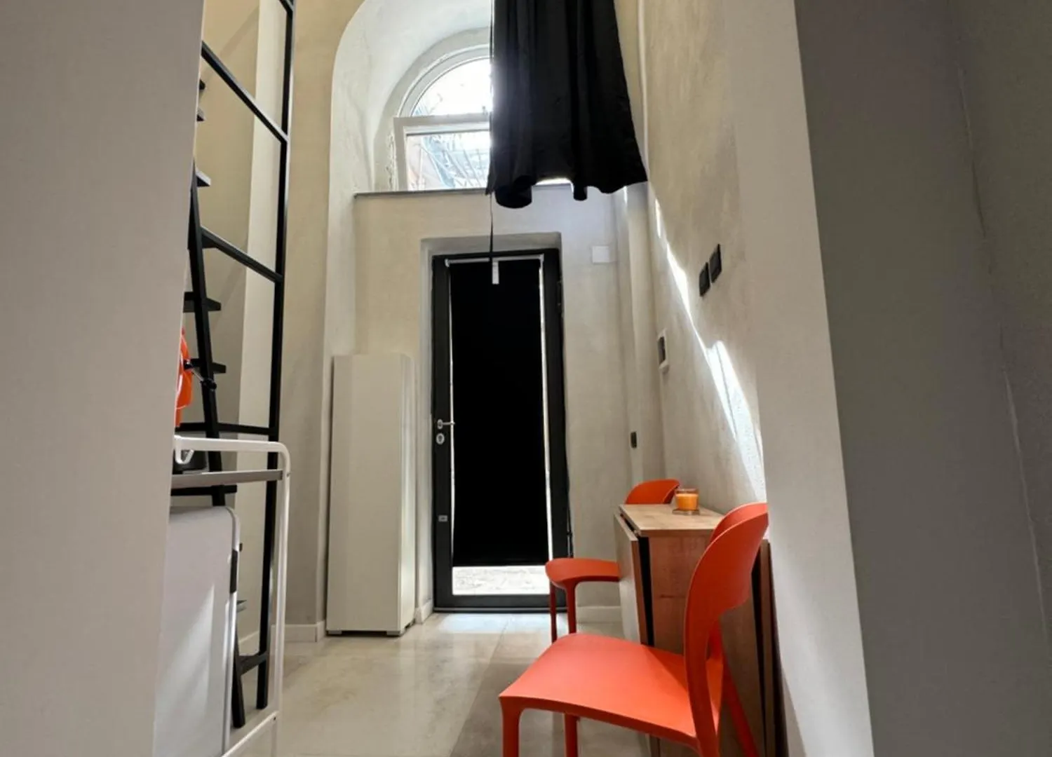 Orange Heart Room Naples 0*,